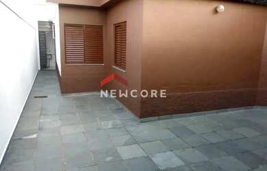 Imagem: A casa possui 2 Dormitórios, 2 Banheiros, 1 Vaga na garagem