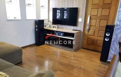 Imagem: A casa possui 3 Dormitórios, 2 Banheiros, 2 Vagas na garagem