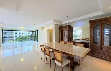 Imagem: O apartamento possui 3 Dormitórios, 5 Banheiros, 3 Vagas na