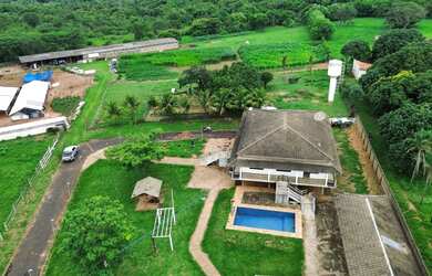 Imagem: A chácara possui 20000m² de Área e está localizado em Fundinho