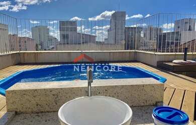 Imagem: O apartamento na cobertura e possui 4 Dormitórios, Suítes