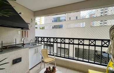 Imagem: O apartamento possui 3 Dormitórios, 1 Banheiro, 2 Vagas na