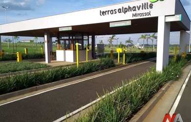 Imagem: O terreno possui 300m² de Área e está localizado em Terras