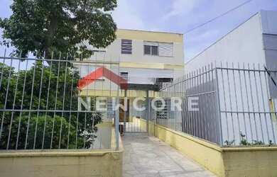 Imagem: O apartamento possui 1 Dormitório, 1 Banheiro, 1 Vaga na garagem