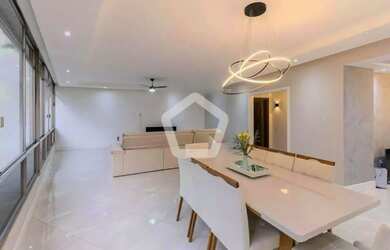 Imagem: O apartamento possui 3 Dormitórios, 1 Banheiro, 2 Vagas na