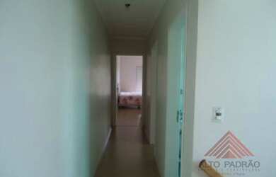 Imagem: A casa possui 3 Dormitórios, 1 Banheiro, 5 Vagas na garagem