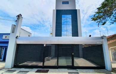 Imagem: O depósito possui 5 Vagas na garagem, 721m² de Área e está