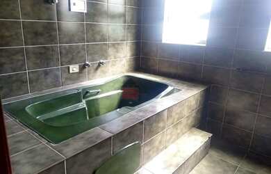 Imagem 15: Sobrado com piscina. Piscina, Churrasqueira, VarandaeGuarda roupa