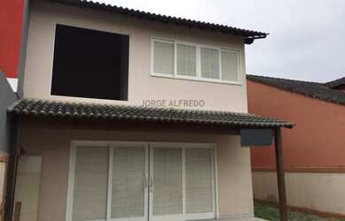 Imagem: A casa em condomínio possui 3 Dormitórios, 4 Banheiros, 3