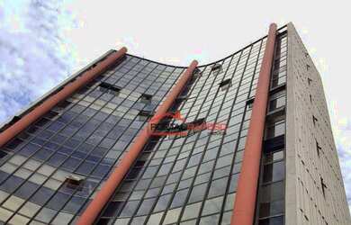 Imagem: O depósito possui 2 Vagas na garagem, 90m² de Área e está