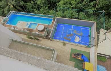 Imagem: O apartamento possui 4 Dormitórios, 5 Banheiros, 2 Vagas na