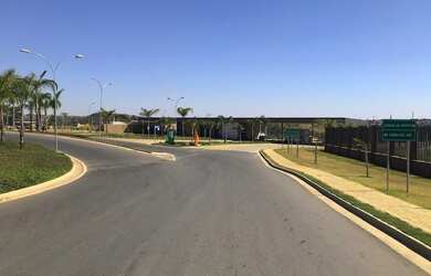 Imagem: O terreno possui 354m² de Área e está localizado em Jardins