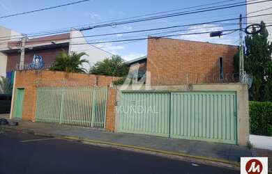 Imagem: O depósito possui 4 Vagas na garagem, 500m² de Área e está