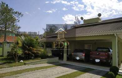 Imagem: A casa em condomínio possui 3 Dormitórios, 4 Banheiros, 3