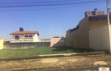 Imagem: O depósito possui 336m² de Área e está localizado em Alto