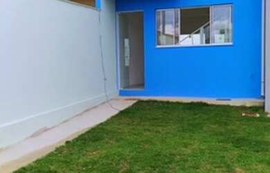 Imagem: A casa possui 2 Dormitórios, 2 Banheiros, 2 Vagas na garagem