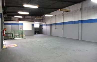 Imagem 7: Galpão para alugar, 216 m² por R$ 5.000,00/mês - Jardim Pinheiros - Valinhos/SP