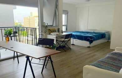 Imagem: O studio possui 1 Dormitório, 1 Banheiro, 1 Vaga na garagem