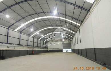 Imagem: O depósito possui 1.200m² de Área e está localizado em