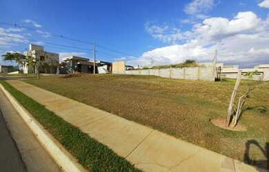 Imagem 4: Lote em Condomínio Fechado para Venda em Senador Canedo, Jardins Bolonha