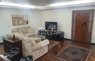 Imagem: O apartamento possui 3 Dormitórios, 1 Banheiro, 1 Vaga na garagem