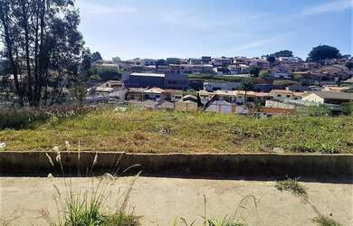 Imagem: O terreno possui 250m² de Área e está localizado em Vila