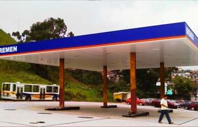 Imagem: O depósito possui 5 Vagas na garagem, 1.842m² de Área e