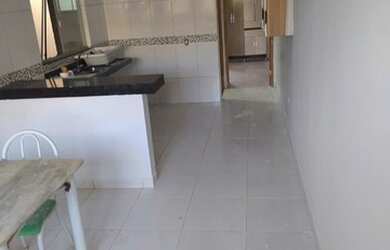 Imagem 4: Casa. Varanda, 1 Banheiroe2 Dormitórios