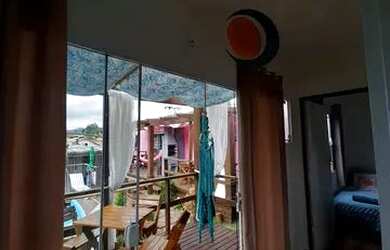 Imagem 7: Lindo Residencial para Venda ou Arrendamento com 4 casas e piscina