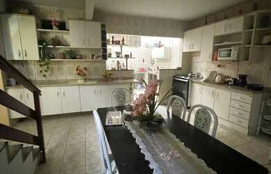 Imagem 2: , Casa / Augusto franco. 180m² de Área, 1 Vaga na garageme3 Dormitórios