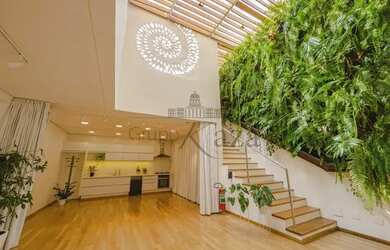 Imagem: A casa possui 4 Dormitórios, 5 Banheiros, 5 Vagas na garagem