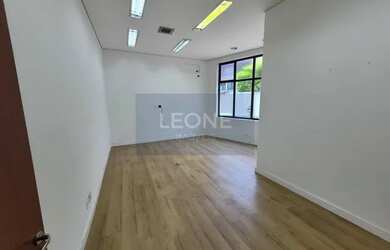 Imagem 15: Galpão para Locação em São Paulo, Barra Funda, 12 banheiros, 40 vagas