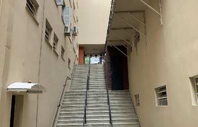 Imagem: O apartamento possui 2 Dormitórios, 1 Banheiro, 57m² de Área