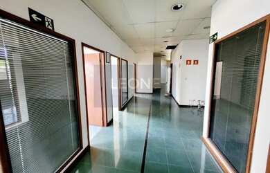 Imagem 5: Galpão para Locação em São Paulo, Barra Funda, 12 banheiros, 40 vagas