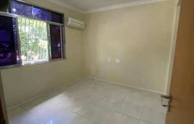 Imagem: O apartamento possui 2 Dormitórios, 1 Banheiro e está localizado