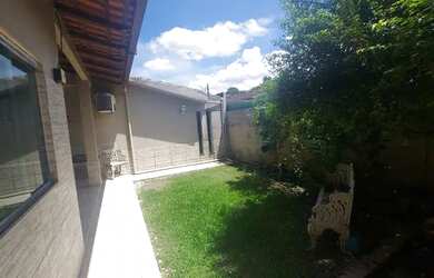 Imagem: A casa em condomínio possui 4 Dormitórios, 4 Banheiros, 2