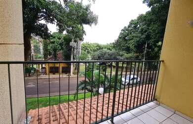 Imagem: O apartamento possui 3 Dormitórios, 2 Banheiros, 1 Vaga na