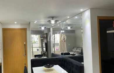 Imagem: O apartamento possui 2 Dormitórios, 1 Banheiro, 1 Vaga na garagem