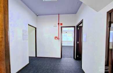 Imagem 12: Excelente Casa Comercial para Locação com 250m² no bairro Velha em...