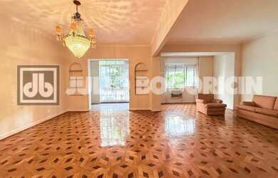 Imagem: O apartamento possui 3 Dormitórios, 3 Banheiros, 1 Vaga na