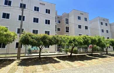 Imagem: O apartamento possui 2 Dormitórios, 1 Banheiro, 1 Vaga na garagem