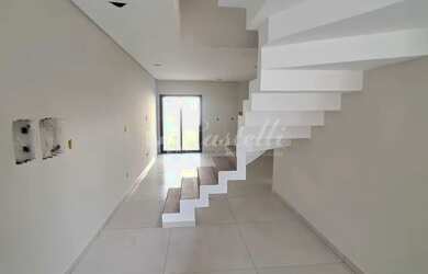 Imagem 8: Sobrado à venda, no Bairro Nova Rússia, PONTA GROSSA - PR