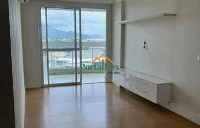 Imagem: O apartamento possui 3 Dormitórios, 1 Banheiro, 2 Vagas na