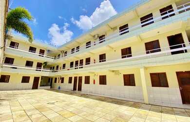 Imagem: O apartamento possui 1 Dormitório, 1 Banheiro, 1 Vaga na garagem