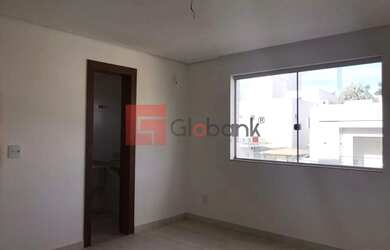 Imagem 4: Apartamento em Montes Claros, no bairro Ibituruna, à venda