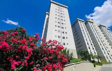 Imagem: O apartamento possui 2 Dormitórios, 1 Banheiro, 2 Vagas na