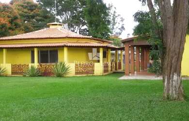 Imagem: A fazenda possui 500m² de Área e está localizado em Biritiba