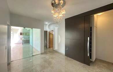 Imagem: A casa em condomínio possui 3 Dormitórios, 5 Banheiros, 4