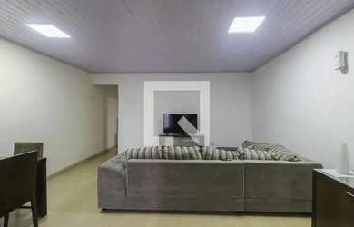 Imagem: A casa possui 5 Dormitórios, 5 Banheiros, 2 Vagas na garagem