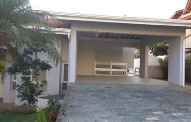 Imagem: A casa em condomínio possui 3 Dormitórios, 4 Banheiros, 4